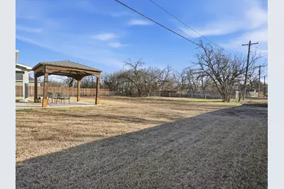 3017 College Street, Greenville, TX 75401 - Photo 18