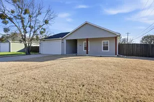 3017 College St, Greenville, TX 75401 - Photo 2
