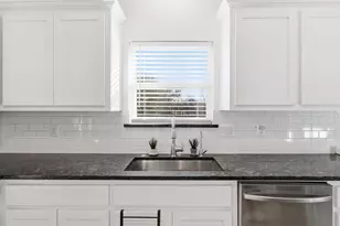 3017 College St, Greenville, TX 75401 - Photo 6