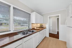 646 Denton Dr, Sherman, TX 75092 - Photo 10