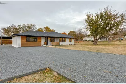 109 E 5th Street, Prosper, TX 75078 - Photo 2