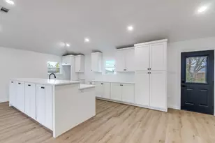 109 E 5th St, Prosper, TX 75078 - Photo 10