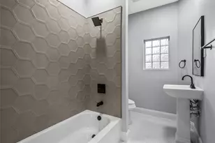 2111A Herring Ave, Waco, TX 76708 - Photo 14