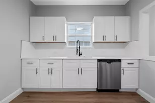 2111A Herring Ave, Waco, TX 76708 - Photo 10