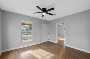 2111A Herring Ave, Waco, TX 76708 - Photo 4