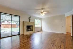 3731 Vancouver Dr, Dallas, TX 75229 - Photo 4