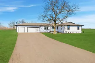 18988 Horseshoe Dr, Nevada, TX 75173 - Photo 2