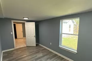 2022 Bourbon St, Dallas, TX 75226 - Photo 8