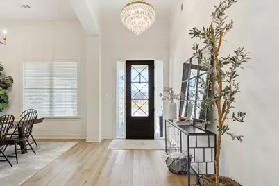 10229 Creekside Lane, Waco, TX 76712 - Photo 4