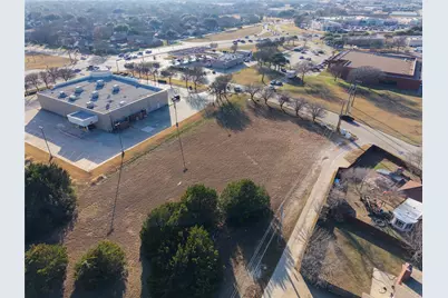517 E Belt Line Road, Cedar Hill, TX 75104 - Photo 2