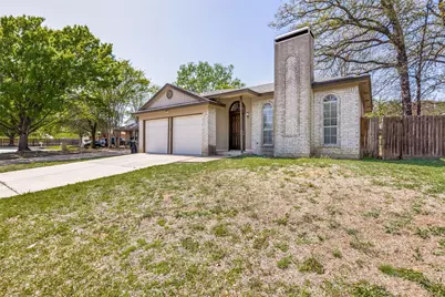 5008 Santa Fe Court, Arlington, TX 76017 - Photo 2