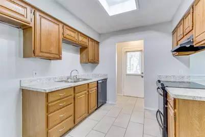 5008 Santa Fe Court, Arlington, TX 76017 - Photo 8