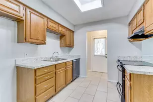 5008 Santa Fe Ct, Arlington, TX 76017 - Photo 8