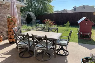 407 E Broad St, Forney, TX 75126 - Photo 22