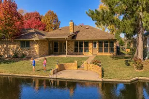 2814 Augusta Ln, Arlington, TX 76012 - Photo 2