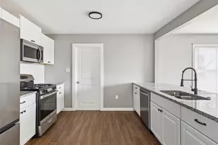 410 Ayres St, Hutchins, TX 75141 - Photo 10