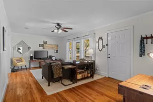 617 Emery St, Denton, TX 76201 - Photo 2