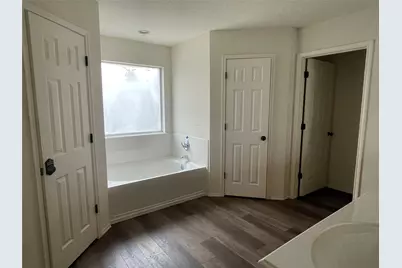 1014 Thistle Meade Circle, Burleson, TX 76028 - Photo 10