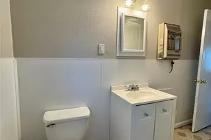 5856 Trigg Dr, Westworth Village, TX 76114 - Photo 12