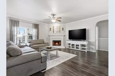 11056 Erinmoor Trail, Fort Worth, TX 76052 - Photo 4