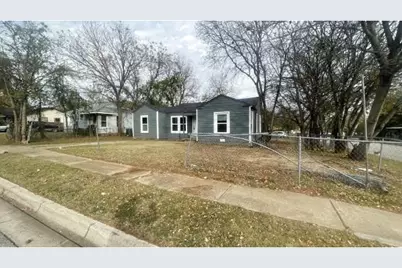 4853 Vinetta Drive, Fort Worth, TX 76119 - Photo 4