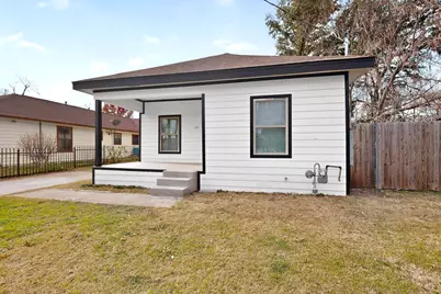 633 Ogden Avenue, Cockrell Hill, TX 75211 - Photo 2