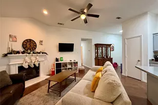 2922 Custer Dr, Corinth, TX 76210 - Photo 6