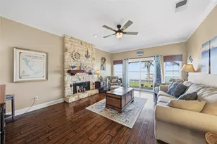 315 Admiral Dr, Gun Barrel City, TX 75156 - Photo 4