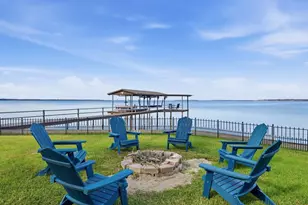 315 Admiral Dr, Gun Barrel City, TX 75156 - Photo 2