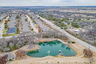 316 Coach House Cir, Fort Worth, TX 76108 - Photo 2