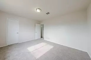 2454 Meadowgate Ln, Lancaster, TX 75134 - Photo 32