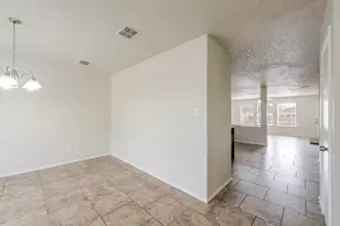 2454 Meadowgate Ln, Lancaster, TX 75134 - Photo 2