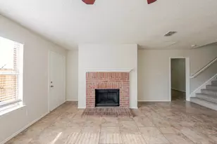 2454 Meadowgate Ln, Lancaster, TX 75134 - Photo 20