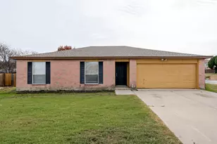 825 Reveille Rd, Fort Worth, TX 76108 - Photo 1