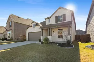 1136 Saddle Ridge Dr, Aubrey, TX 76227 - Photo 2