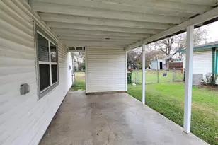 2817 Birch Park Dr, Richland Hills, TX 76118 - Photo 10