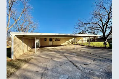 2000 SE 10th Street, Mineral Wells, TX 76067 - Photo 28