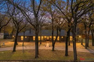 1908 Thousand Oaks Dr, Burleson, TX 76028 - Photo 1