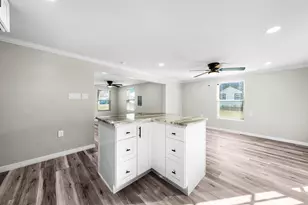 305 Gaskins St, Como, TX 75431 - Photo 10