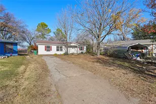 1326 Dewberry St, Wilmer, TX 75172 - Photo 2