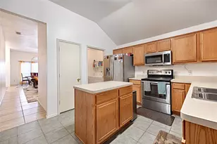 101 Fairbanks Dr, Garland, TX 75043 - Photo 12