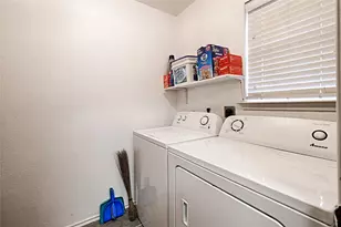 101 Fairbanks Dr, Garland, TX 75043 - Photo 10