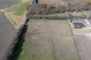 701 Bob's Run Rd, Ferris, TX 75125 - Photo 1