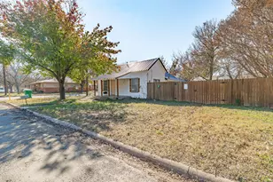 1000 N Clinton Street N, Stephenville, TX 76401 - Photo 4