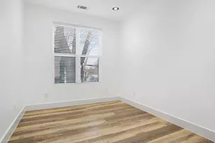 319 S Pecan St, Bells, TX 75414 - Photo 16