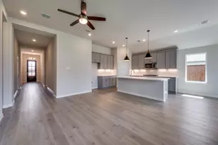 14561 Helena St, Pilot Point, TX 75009 - Photo 4