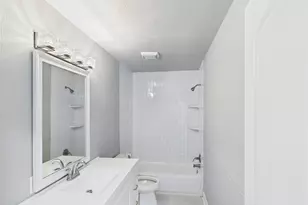 610 Erie St, Cleburne, TX 76031 - Photo 8