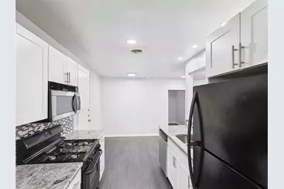 5601 Oak Grove Road W, Fort Worth, TX 76134 - Photo 4