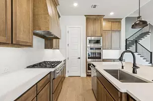 6801 Turner Falls Cir, Flower Mound, TX 76226 - Photo 8