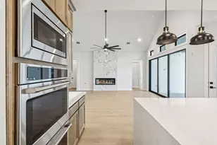 6801 Turner Falls Cir, Flower Mound, TX 76226 - Photo 10